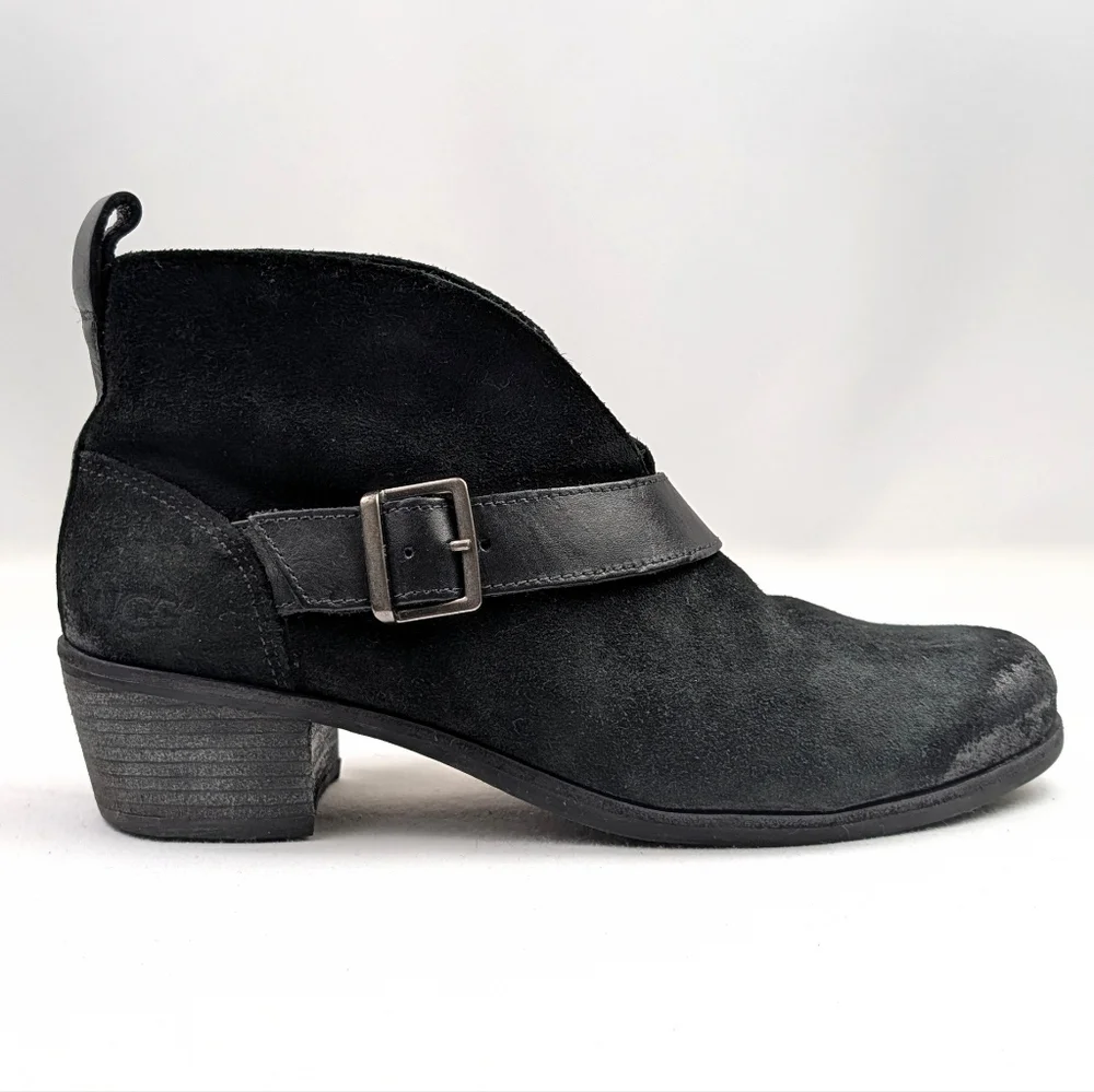 UGG Wright Ankle Boots Suede & Leather Belted Buckle Block Heel Pull On Black 8